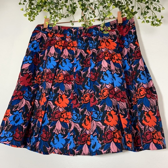 J. Crew pleated floral Skirt - Picture 3 of 6